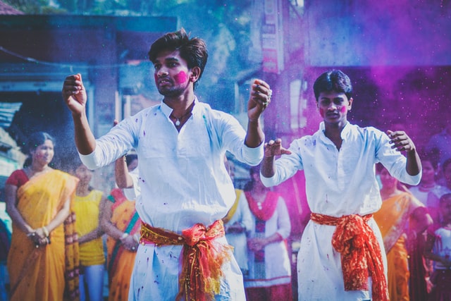 Vibrant Holi Dance Performance on Bollywood Mashup Leaves Netizens  Spellbound