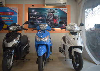Niladri-Motors-Shopping-Motorcycle-dealers-Agartala-Tripura-2