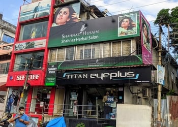 Titan-Eyeplus-Shopping-Opticals-Agartala-Tripura