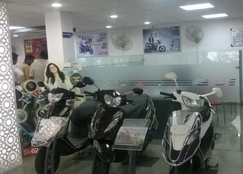 Arvind-Motors-Shopping-Motorcycle-dealers-Agra-Uttar-Pradesh-2