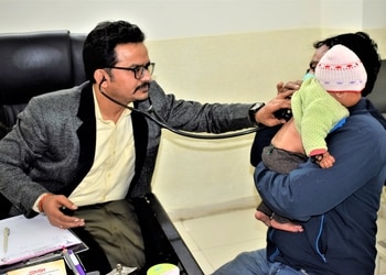 Dr-Mukesh-Baghel-Doctors-Child-Specialist-Pediatrician-Agra-Uttar-Pradesh-1