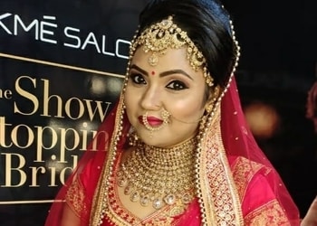 Lakme-Salon-Entertainment-Beauty-parlour-Agra-Uttar-Pradesh