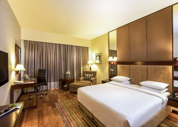 Courtyard-by-Marriott-Local-Businesses-5-star-hotels-Ahmedabad-Gujarat-1