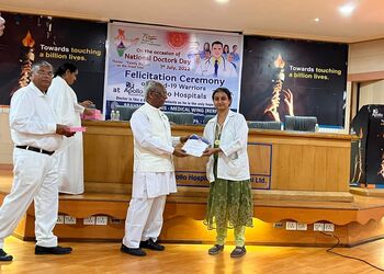 Dr-Anshul-Warman-Doctors-Dermatologist-doctors-Ahmedabad-Gujarat-2