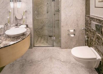 Radisson-Blu-Hotel-Local-Businesses-5-star-hotels-Ahmedabad-Gujarat-2