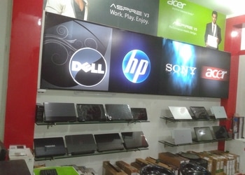Computer-World-Shopping-Computer-store-Aligarh-Uttar-Pradesh-1
