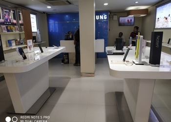 Samsung-SmartCafe-Shopping-Mobile-stores-Alipore-Kolkata-West-Bengal-1