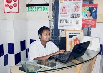 Smile-Check-Health-Dental-clinics-Orthodontist-Alipore-Kolkata-West-Bengal
