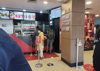 KFC-Food-Fast-food-restaurants-Allahabad-Uttar-Pradesh-1