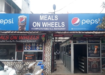 Meals-on-Wheels-Food-Fast-food-restaurants-Allahabad-Uttar-Pradesh
