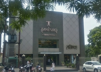 Tanishq-Jewellery-Shopping-Jewellery-shops-Allahabad-Uttar-Pradesh