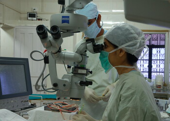 Deshmukh-Eye-Hospital-Health-Eye-hospitals-Amravati-Maharashtra-2