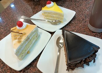Switz-Bakerz-Food-Cake-shops-Andaman-Andaman-and-Nicobar-Islands-2