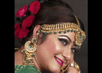 Shreyosi-Ladies-Beauty-Parlour-Entertainment-Beauty-parlour-Asansol-West-Bengal