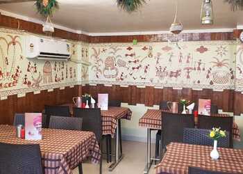 Assal-Gaonkari-Food-Family-restaurants-Aurangabad-Maharashtra-1