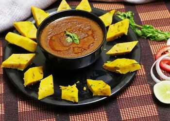 Assal-Gaonkari-Food-Family-restaurants-Aurangabad-Maharashtra-2