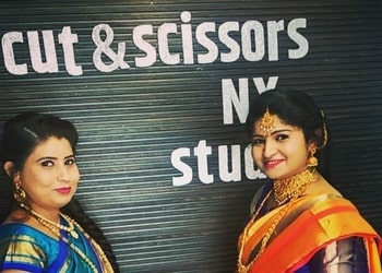 Cut-and-Scissors-Beauty-Salon-Entertainment-Beauty-parlour-Aurangabad-Maharashtra