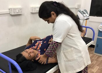 Dr-Daithankar-s-Womens-Home-Physio-Service-Health-Physiotherapy-Aurangabad-Maharashtra-1