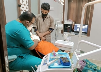 Teeth-Care-Multispeciality-Dental-Clinic-Health-Dental-clinics-Orthodontist-Baguiati-Kolkata-West-Bengal-1