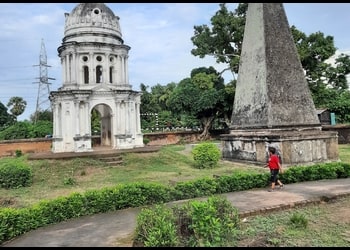 Dutch-Cemetery-Entertainment-Tourist-attractions-Baharampur-West-Bengal-1