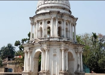 Dutch-Cemetery-Entertainment-Tourist-attractions-Baharampur-West-Bengal