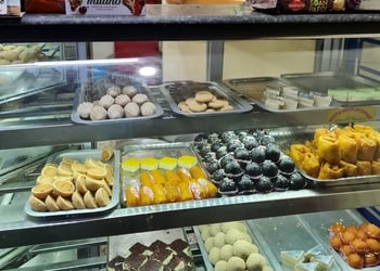 Shree-Ganesh-Sweets-Snacks-Food-Sweet-shops-Berhampore-West-Bengal-2