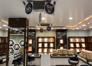Radhika-Alankar-Shopping-Jewellery-shops-Balangir-Odisha-1