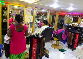 LADY-INC-Entertainment-Beauty-parlour-Baranagar-Kolkata-West-Bengal-1