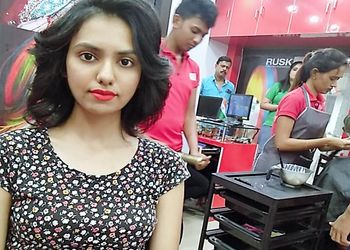 Hair-Philosophy-Entertainment-Beauty-parlour-Barasat-Kolkata-West-Bengal-2