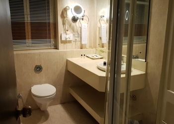 Hotel-Swarn-Towers-Local-Businesses-3-star-hotels-Bareilly-Uttar-Pradesh-2
