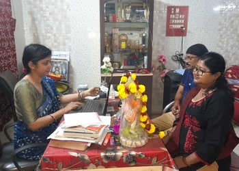 Parama-Thakur-Professional-Services-Astrologers-Behala-Kolkata-West-Bengal-2