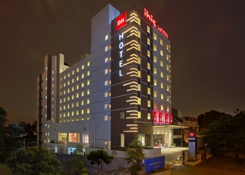IBIS-Bengaluru-City-Centre-Local-Businesses-3-star-hotels-Bangalore-Karnataka