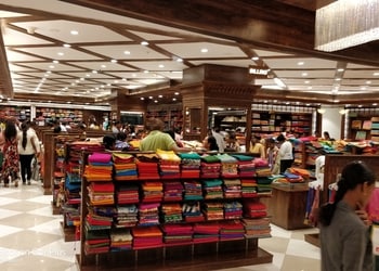Pothys-Shopping-Clothing-stores-Bangalore-Karnataka-2
