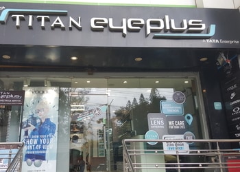 Titan-Eyeplus-Shopping-Opticals-Bangalore-Karnataka