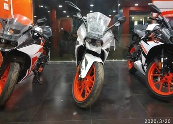 Bhadrak-KTM-Shopping-Motorcycle-dealers-Bhadrak-Odisha-1