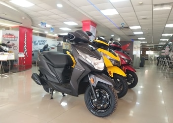 Anaal-Honda-Shopping-Motorcycle-dealers-Bhilai-Chhattisgarh-1