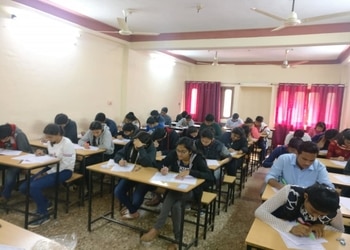 Career-Launcher-Education-Coaching-centre-Bhilai-Chhattisgarh-1
