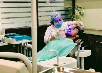 DentisTree-Health-Dental-clinics-Orthodontist-Bhilai-Chhattisgarh-2