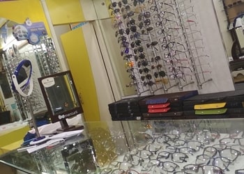 Meet-Opticals-Shopping-Opticals-Bhilai-Chhattisgarh-2