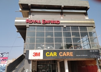 Siddhi-Royal-Shopping-Motorcycle-dealers-Bhilai-Chhattisgarh