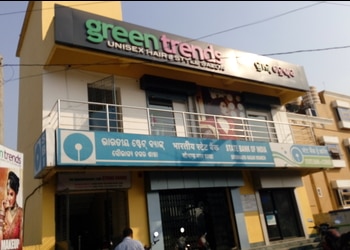 Green-Trends-Unisex-Entertainment-Beauty-parlour-Bhubaneswar-Odisha
