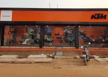 KTM-MANCHESWAR-Shopping-Motorcycle-dealers-Bhubaneswar-Odisha