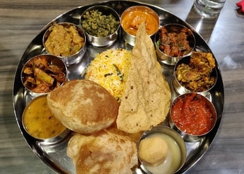 Sri-Radhe-Radhe-Food-Pure-vegetarian-restaurants-Bhubaneswar-Odisha-2