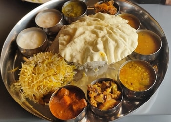 Truptee-Legacy-Food-Pure-vegetarian-restaurants-Bhubaneswar-Odisha-2