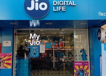 Reliance-Jio-Store-Shopping-Mobile-stores-Bidhannagar-Saltlake-Kolkata-West-Bengal