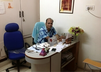 Dr-O-P-Modi-Doctors-Gynecologist-doctors-Bikaner-Rajasthan