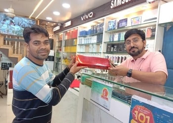 Ahuja-Mobiles-Shopping-Mobile-stores-Bilaspur-Chhattisgarh-1
