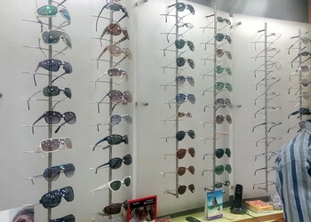 R-Sunayan-Chashma-Shopping-Opticals-Bilaspur-Chhattisgarh-1
