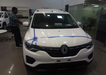 Renault-Shopping-Car-dealer-Bilaspur-Chhattisgarh-2