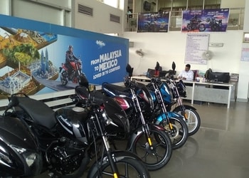 Tripur-Bajaj-Shopping-Motorcycle-dealers-Bilaspur-Chhattisgarh-1
